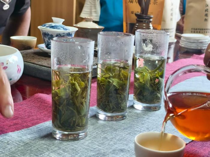 �����ص������ϣ������������˼