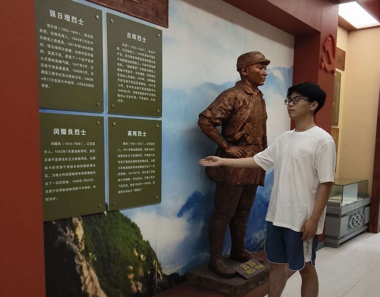 ���������������ʿ��԰���ܺ�ɫ����