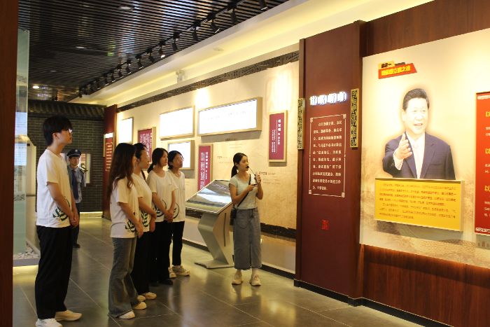 ����������ɫͦ���ഺ����������ũ��ѧ�Ӹ��ɽ��ͤ������������