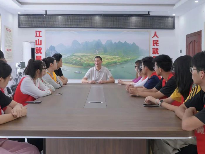 ����������ѧ�����干�š��Ļ�ͬ�ġ�ʵ���ţ�ǰ�������в�ƺ������Ǳ���忪չ�����Ļ�����