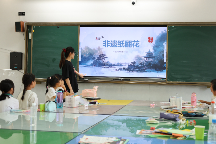 ָ���趯���� ͯ�Ľ�����