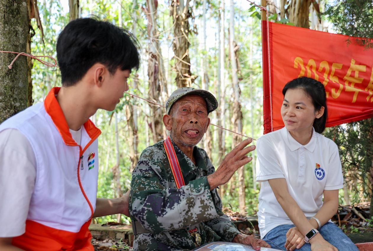 ׷Ѱ¹կ��ɫ�㼣������Ӣ�۲��ྫ�񡪡�����ѧԺ�����¡�н���ഫʵ����¹կʵ����ʵ������