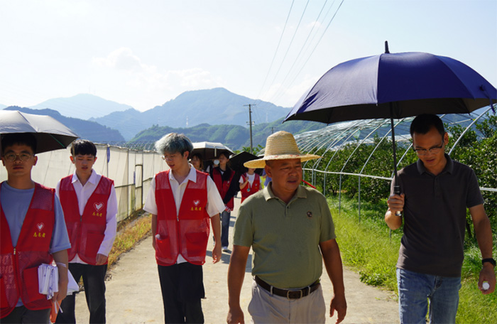 ����΢�⣺����������I���н�۲�ҵ��չ��̽Ѱ�������·��