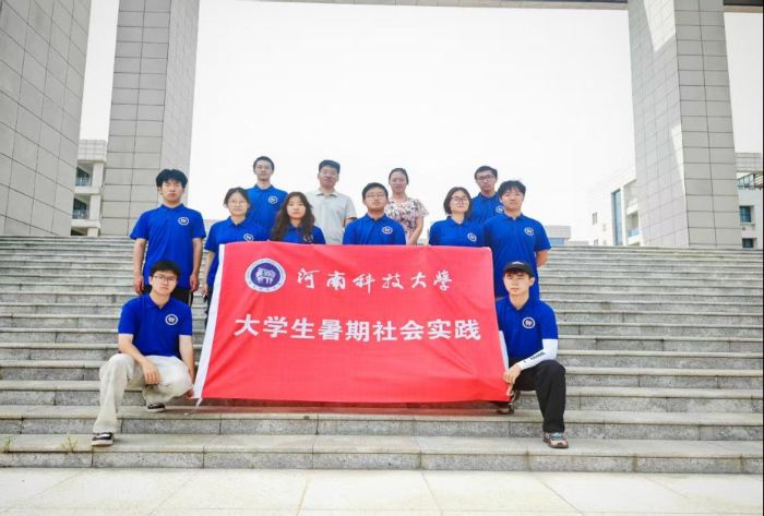 ̽Ѱ���������ľ�����̬ЭͬЧӦ