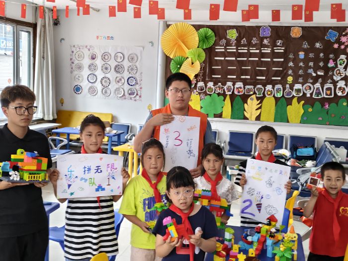 �ഺ������ʹ����н���ഫů���ġ�����Դ����ľ����ѧԺ��ѧ��������������д�ഺ����