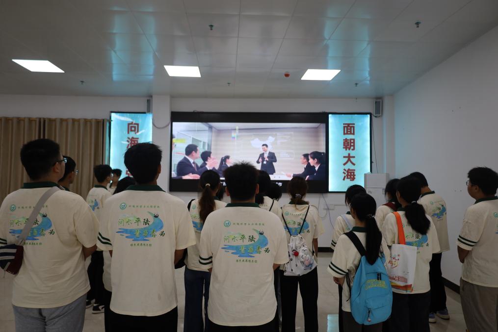 �������࣬�����й⣡��ѧ�ӡ������硱����֪�к�һ���ܲ�ҵ