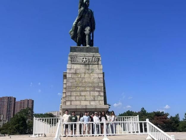 ���ഺ֮������ɫн�𡪡�������ҵ��ѧ����������� ʵ���Ŷ�������ʵ�����ʵ