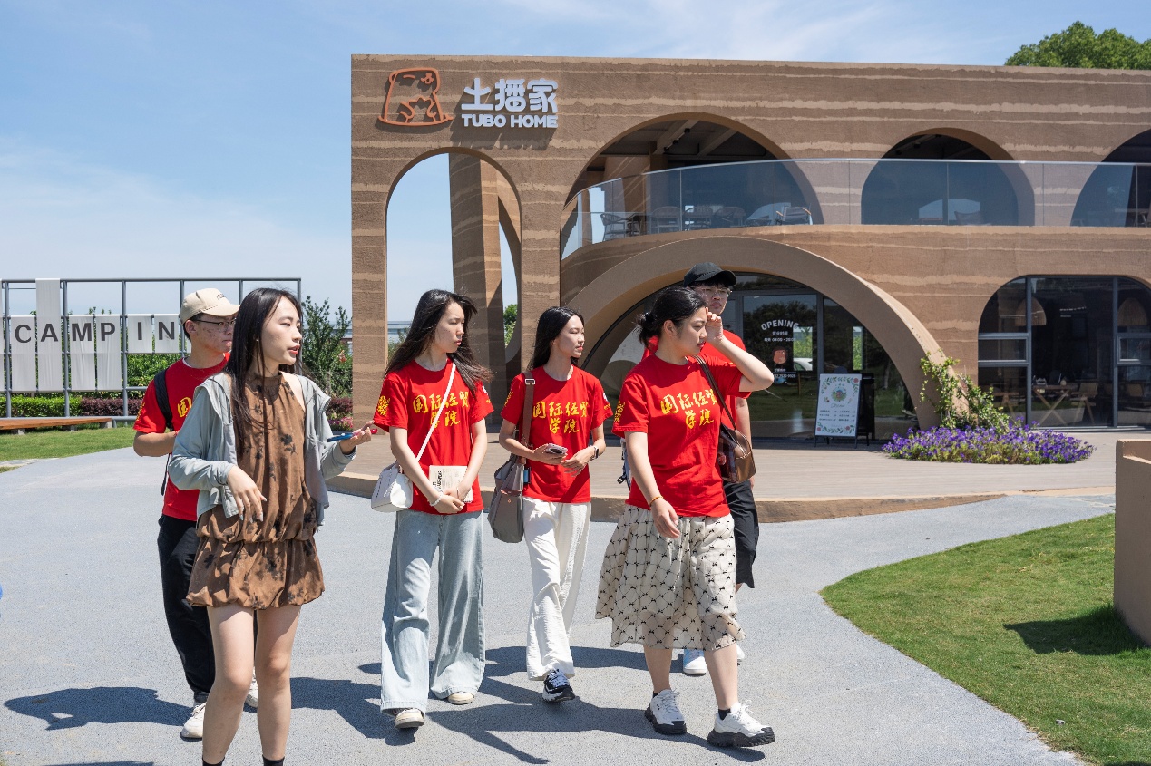 �˺������������Ŷ�������г������干��