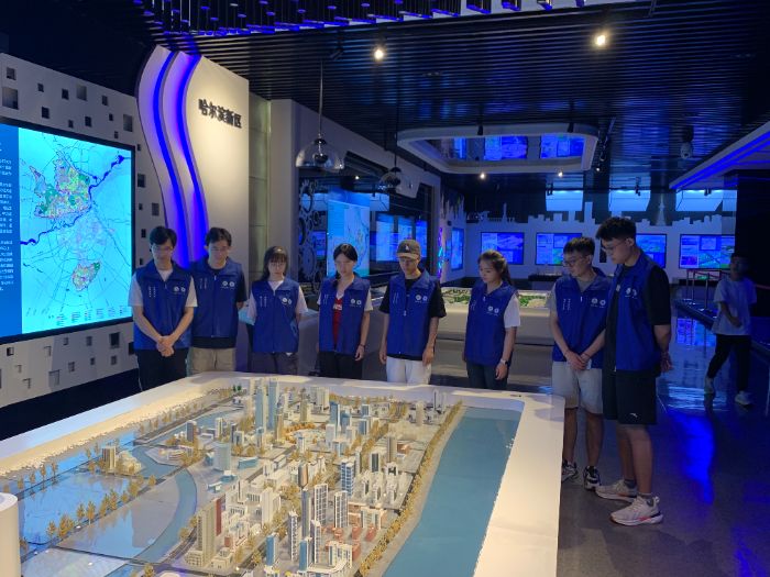 �ഺ������ɫ���������̬��ͨδ��