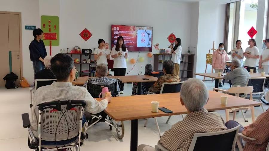 ������Ԯʵ����Эͬ����ѧԺ��չ�Ŵ�������������ʵ��