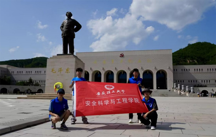 ����������ѧ�����磺̽Ѱ�Ӱ�����ݺ�ɫӡ�ǣ�������������Ѫ��