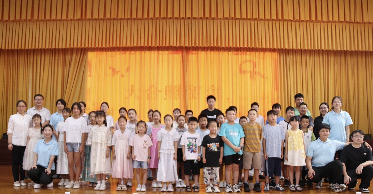 ��ůһ�� Բ���չ٣��佻Ժ��С���񡱽�Ӫ��ʽ�������