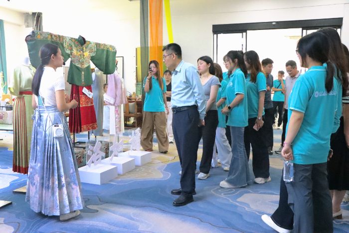 �����н�������ش���� �����ƺӹʵ����ż������ɫ����Ѱ��