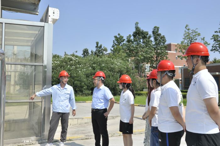 ����ѧ�������硪���κӸ�ʪ����̬���ഺ�������ƺ�