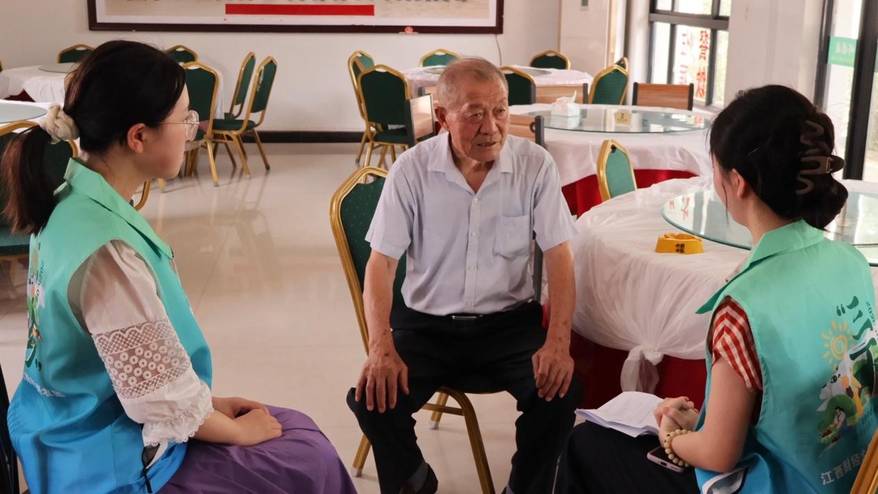 ����ѧ��С���У�����ӡ�������£���ȡ�����µ���