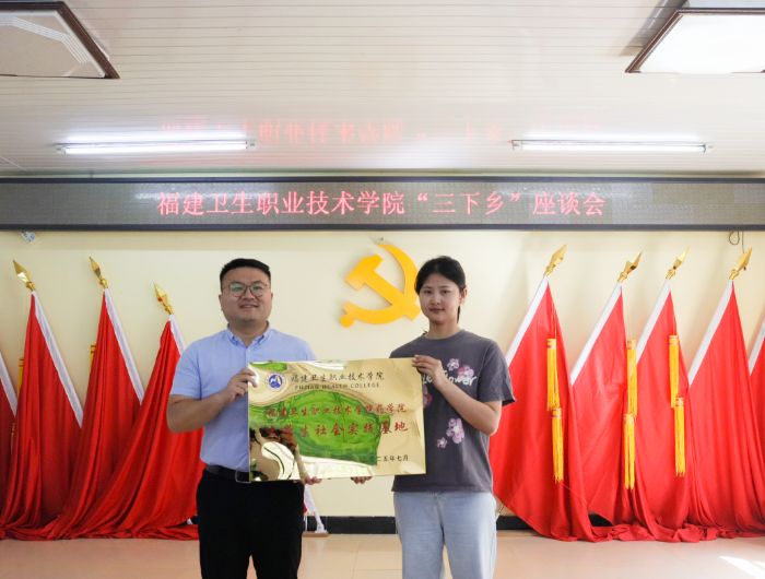 ʵ������������Ļ����������ְҵ����ѧԺ����ҩ��ʵ�������������